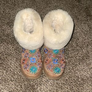 Embroidery Ugg Boots